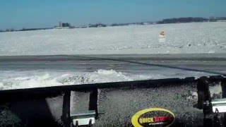 VID00021  JCB 260 SKID LOADER WITH 72 SNOW BLADE QUICK ATTACH