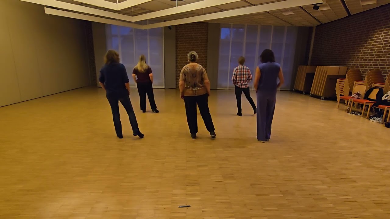 Ah Si!, 32 Count, 4 Wall, Ultra Beginner Linedance 