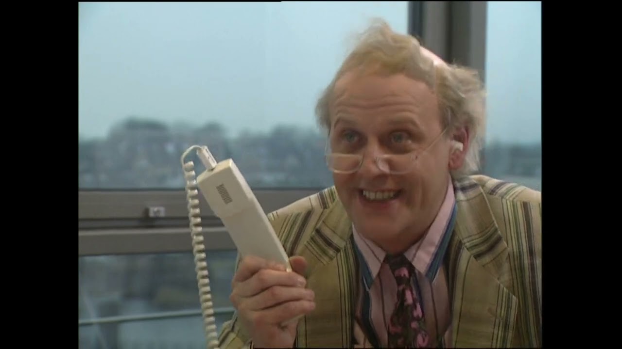 Der Dicke und der Belgier - "Er kann uns nicht hören!"