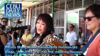 Bruno Mars' mom Bernadette Hernandez sings for the CPDR