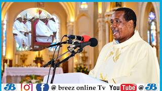 Maaskofu Wafurika Jimboni MOSHI Padre KITIMA atoa Utambulisho Jubilei ya Miaka 25 ya Askofu MINDE