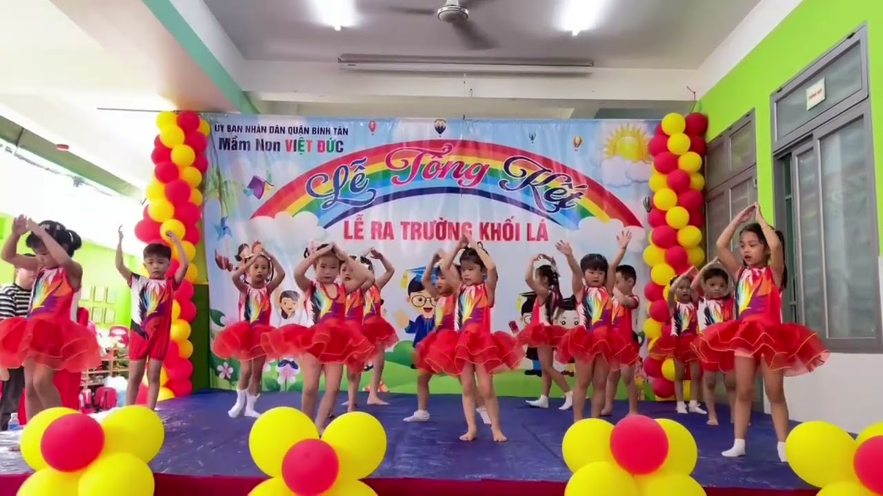 Nhảy mầm non “ em yêu trường em “ 