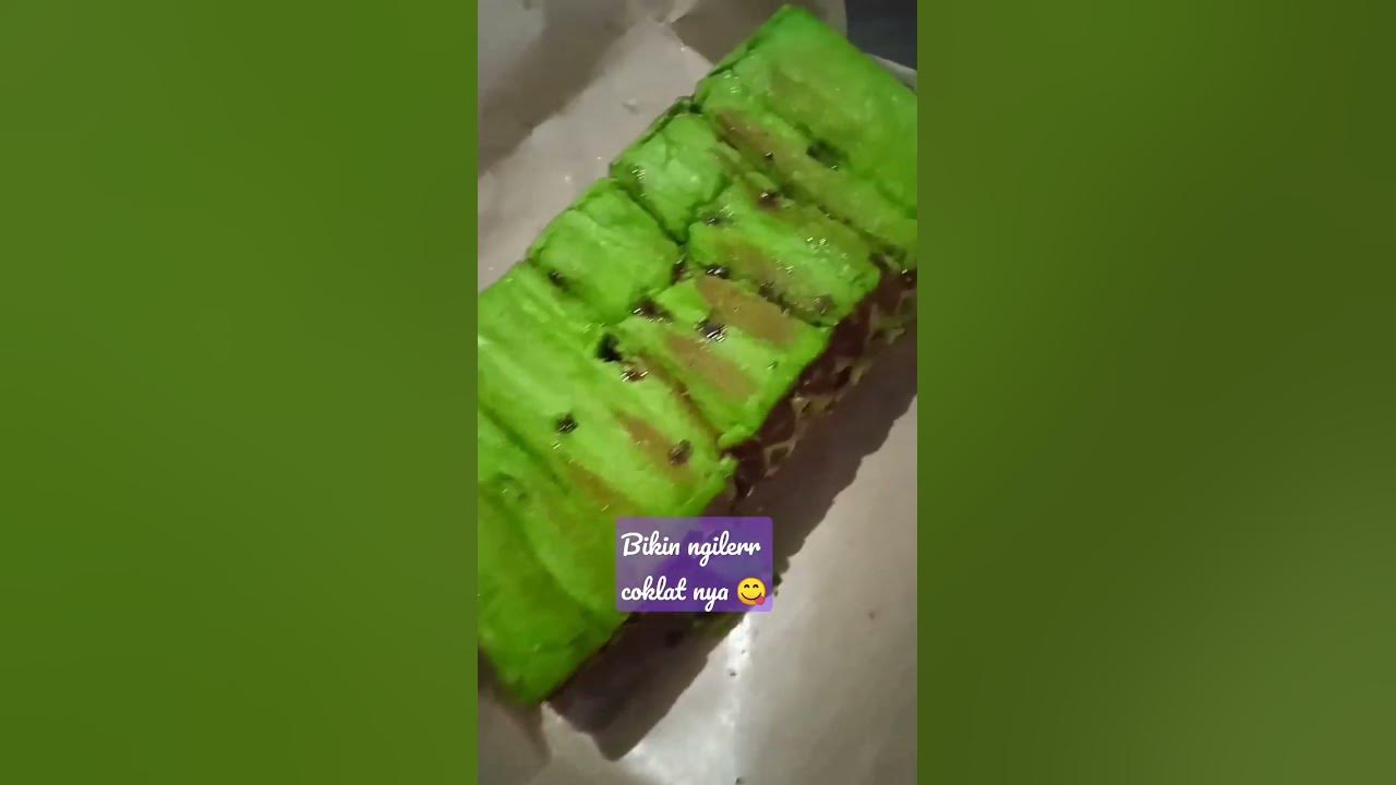 ROTI BAKAR BANDUNG || ternyata yg hijau rotinya lebih lembut ‼️ 😋yummy#rotibakarbandung #shorts