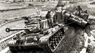 WW II - Tank stuck in mud !