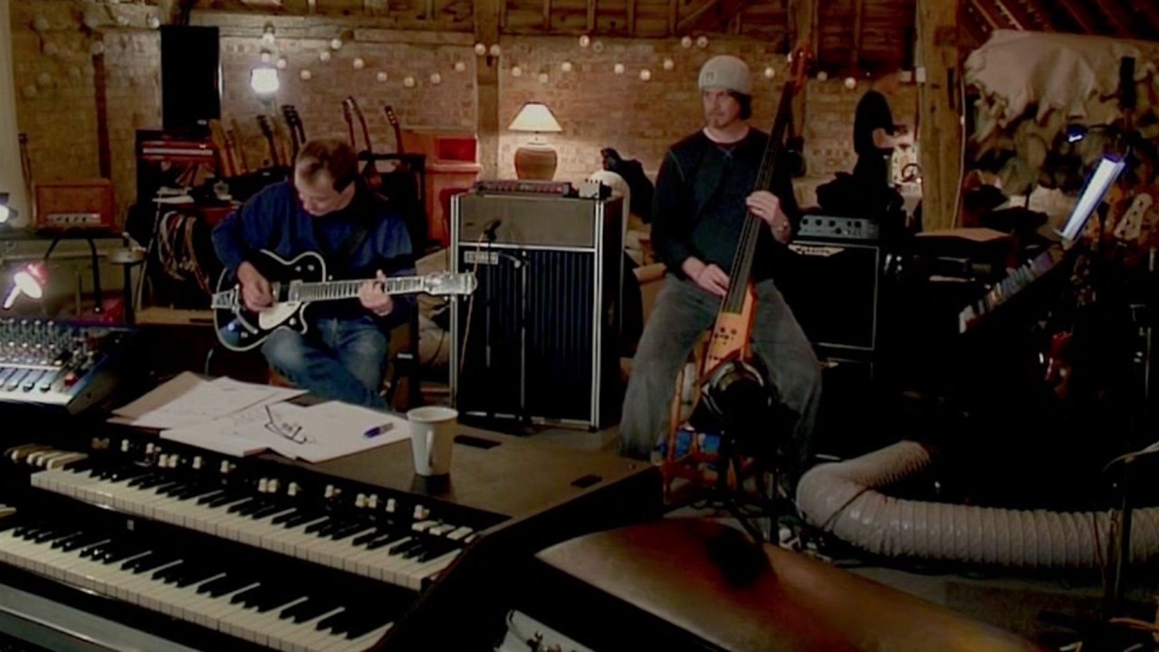 David Gilmour Pink Floyd David Gilmour Play Drums Barn Jam