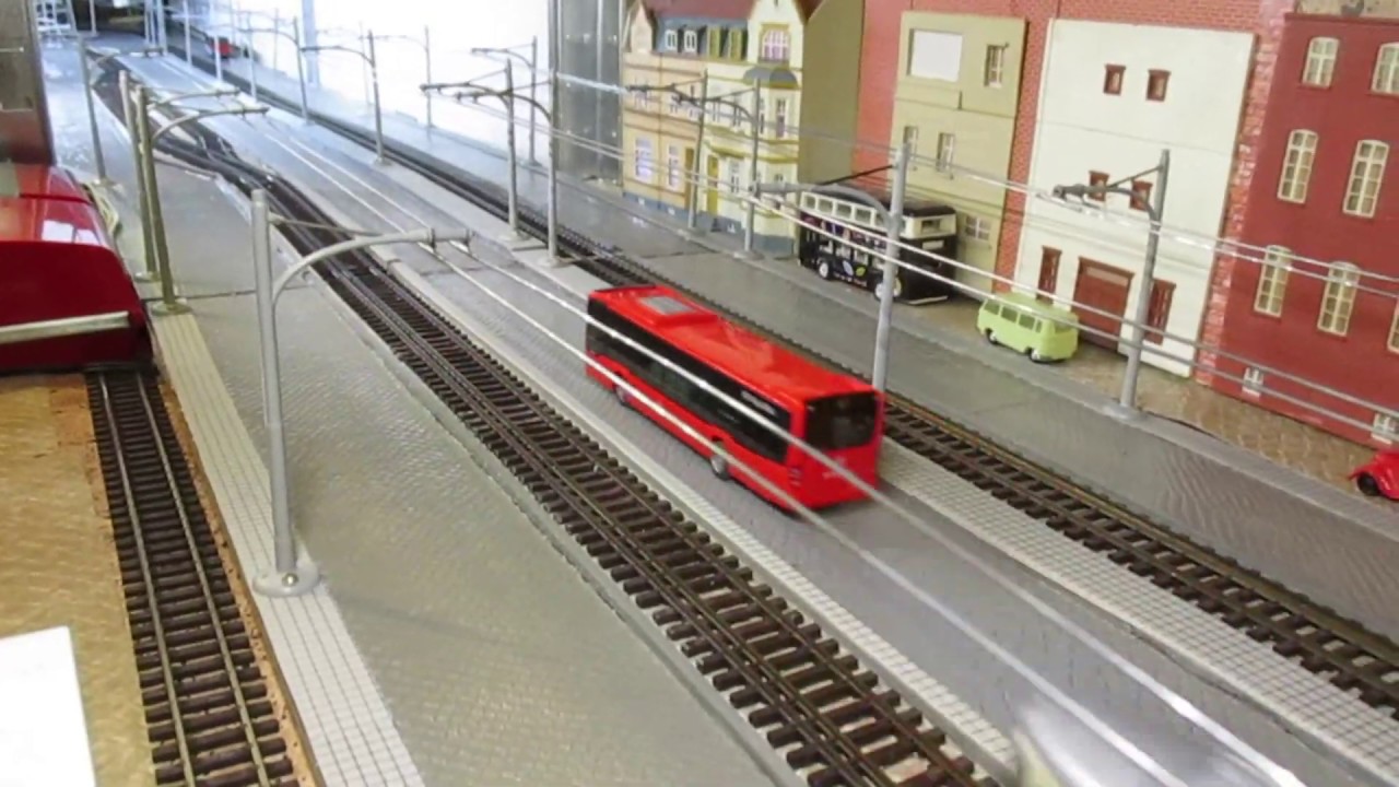Maqueta Para Tren, Tranvía, Autobús, y Trolebús Clásico de Barcelona Eléctricos a Escala H0