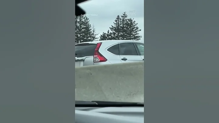 Another vehicle seen driving the wrong way on Hwy. 401 - DayDayNews