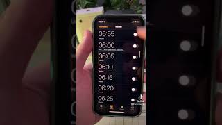 Wecker Trick #apple #iphone #schlaffrei #hack #wecker #musik #shorts screenshot 1