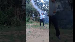 Tutorial: Como meterle fuego a un cohete de vara.