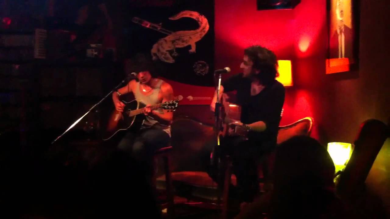 Alfredo y Khoury en el Fígaro Café 24512(2) YouTube