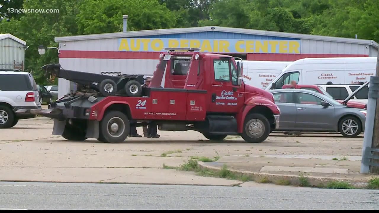 Bank robbery turned police chase - YouTube