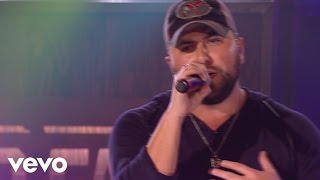 Video thumbnail of "Tyler Farr - Withdrawals (Live)"