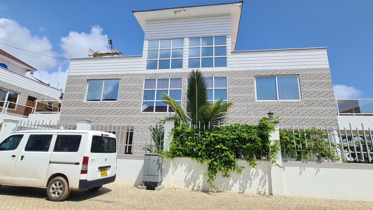 Mombasa Utange Townhouse Villa 4Bedroom All en-suite | Good investment | 14Million Negotiable