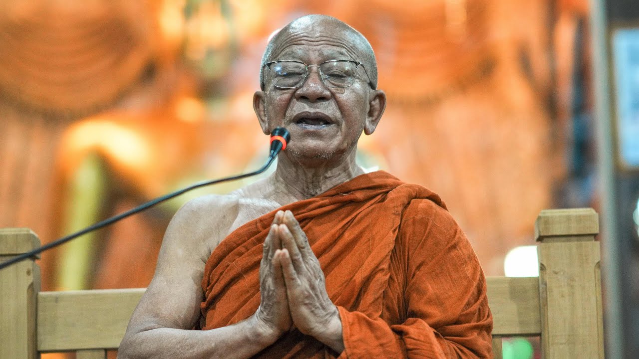 หลวงพ่อ สวัสดิ์ ปิยธัมโม เมตตาให้ธรรมะ ในงานทอดกฐินวัดป่าถ้ำพระเทพนิมิต จ.อุดรธานี ๑๙-๒๐ ต.ค. ๒๕๖๗