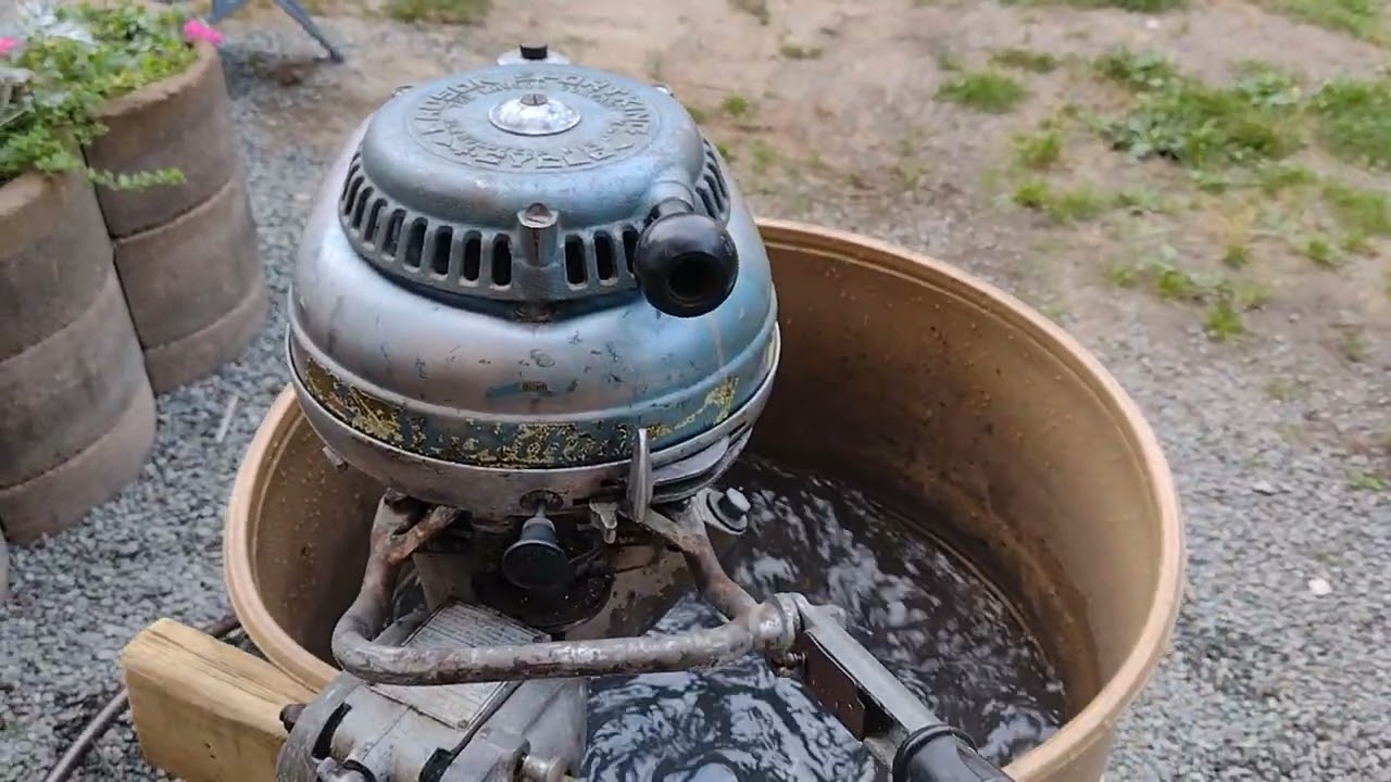 1950s Lauson 350 outboard start