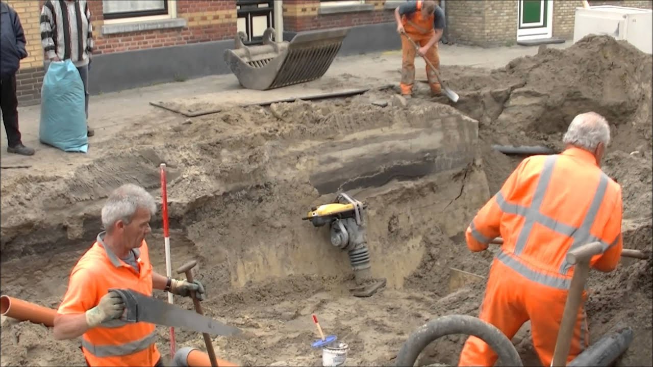 Kerkstraat in Lepelstraat op de schop