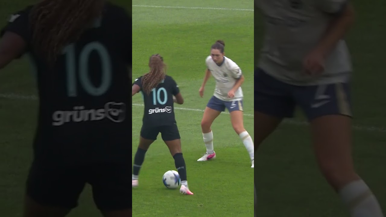 Esther González pulls one back with a fine finish at the back post ⚽️ #nwsl #soccer #football