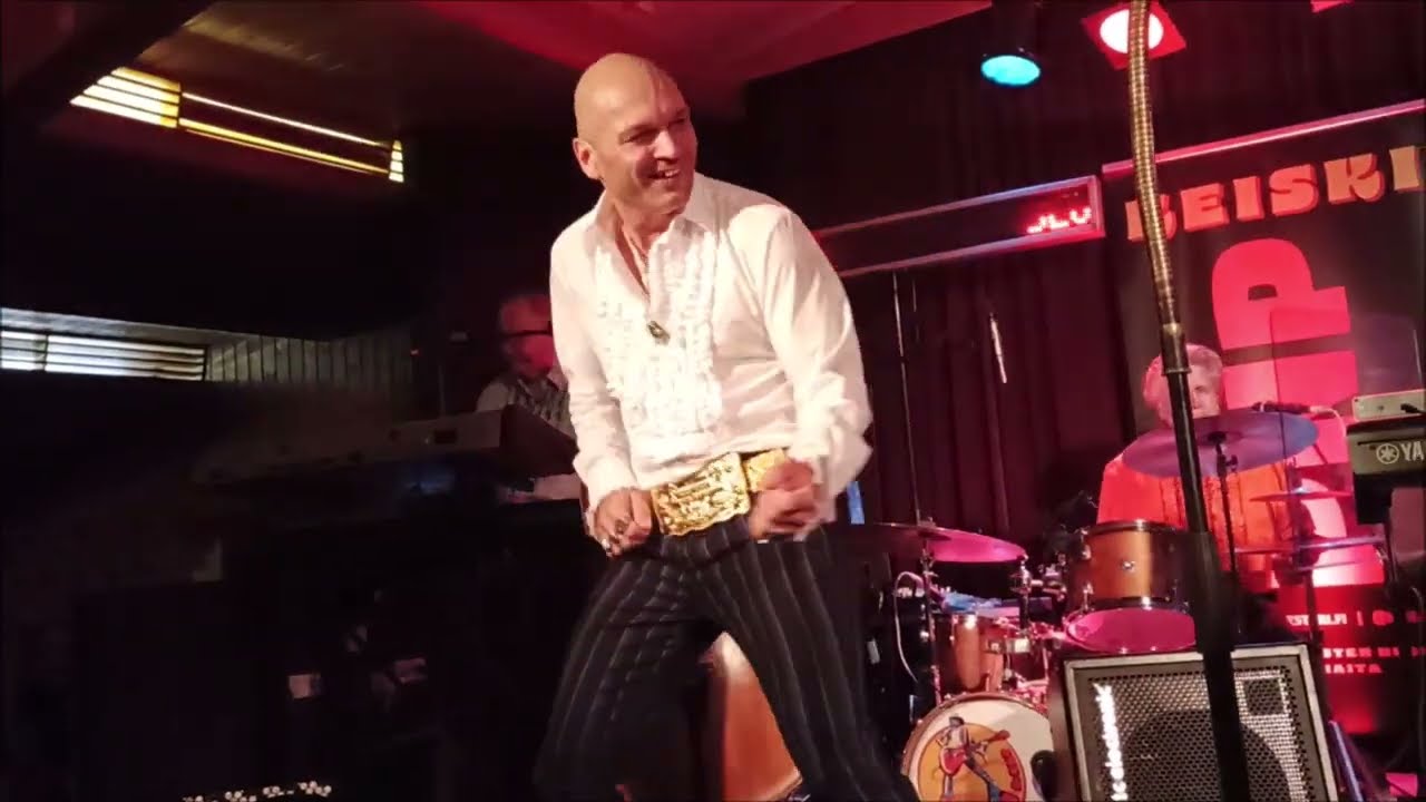 Dimitri Keiski & PNP - Tyttö Metsässä (Aaveratsastajat)