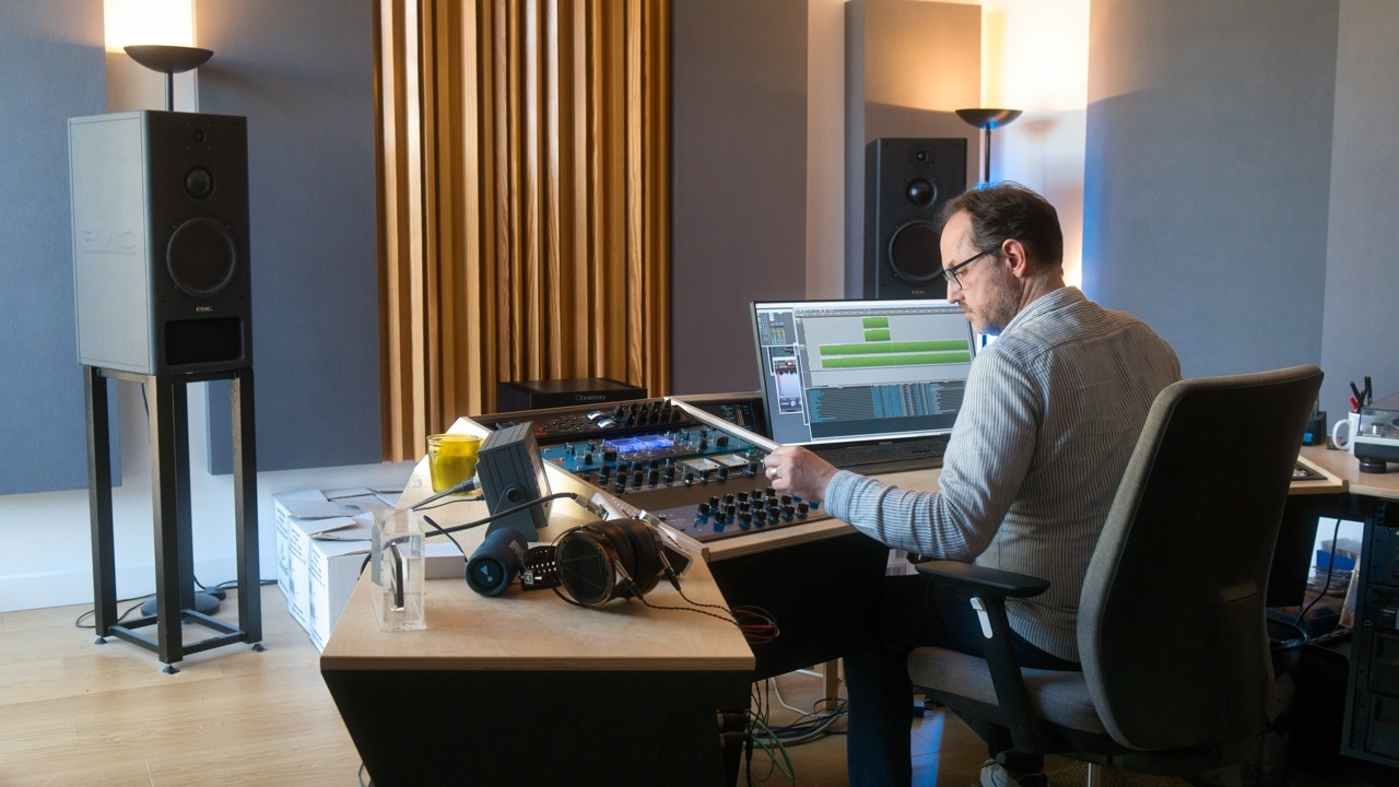 STUDIO TOUR | EQuuS Mastering (Stromae, Tiësto, Barbara Pravi)