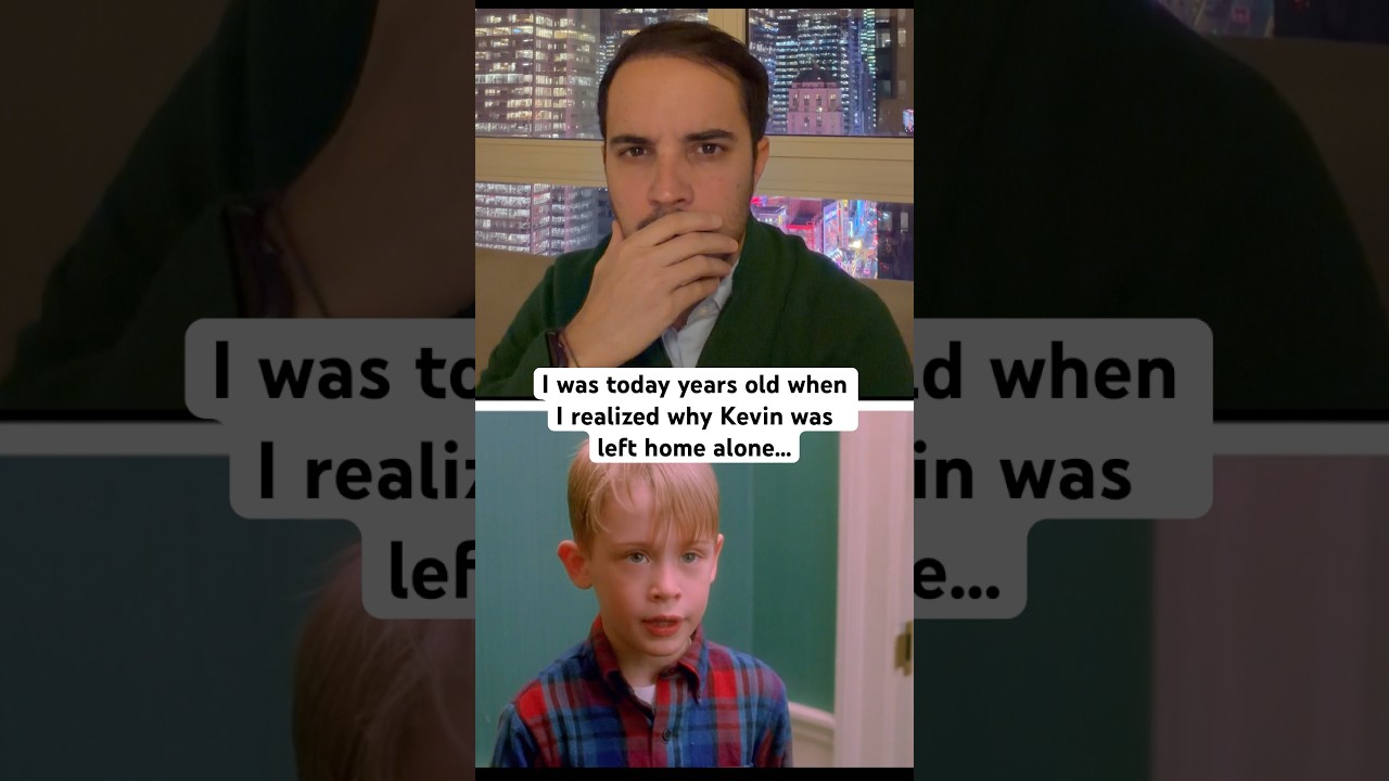 Wait a minute.. how did I miss it? π±π±π± #homealone #christmas #shorts