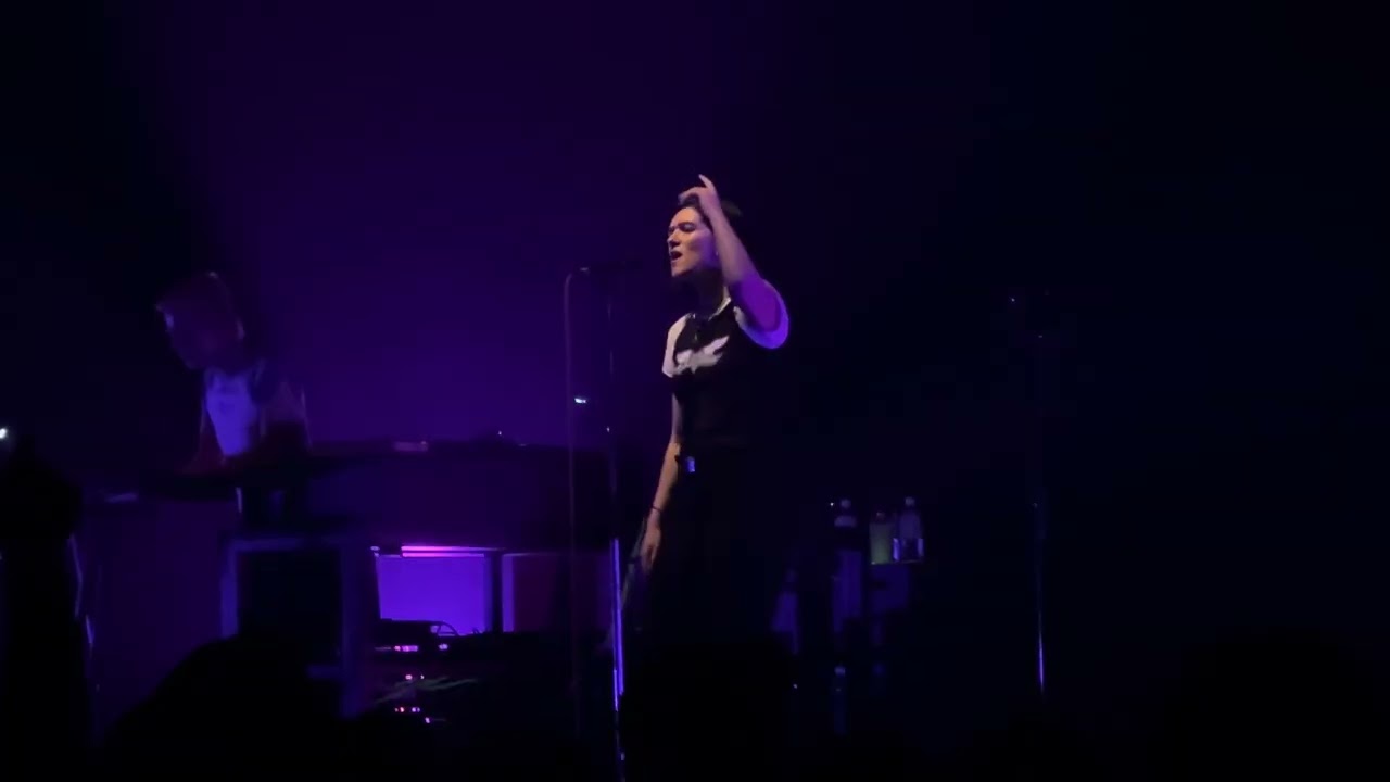 Loveher / Romy (from The XX) at Ebisu Garden Hall , 2024-01-11