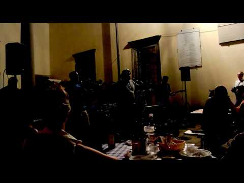 Manolo Strimpelli & Nait Orkestra Occhi Neri live Barga Vecchia 1 agosto 2017