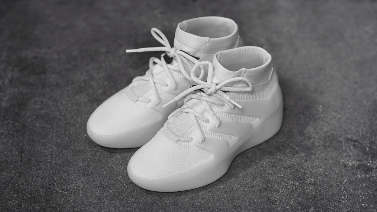最新☆アディダ☆Fear of God Athletics Basketball☆お早めに! Adidas Fear of God Athletics Basketball White Christmas