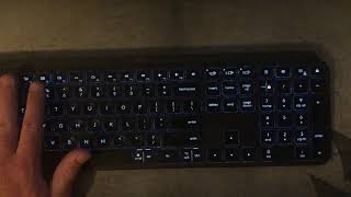 Famous Logitech MX KEYS keyboard backlight responding to hands near the keyboard - Quick Demo - [No Sound] Profile