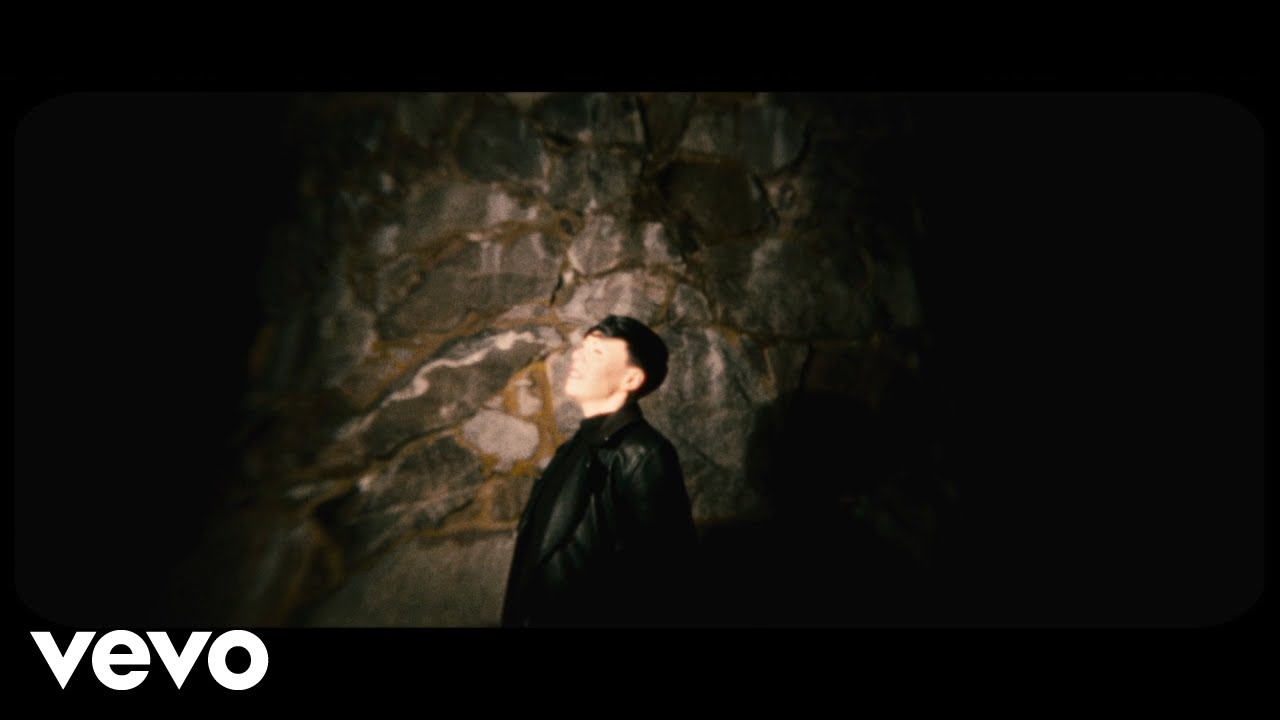 EMMON - DARK (Official Music Video) (Official)