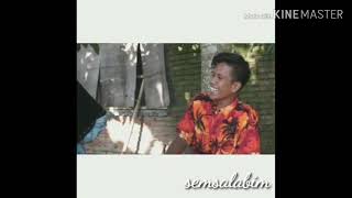 Monyet takut hujan.iihhhh sereemmmm