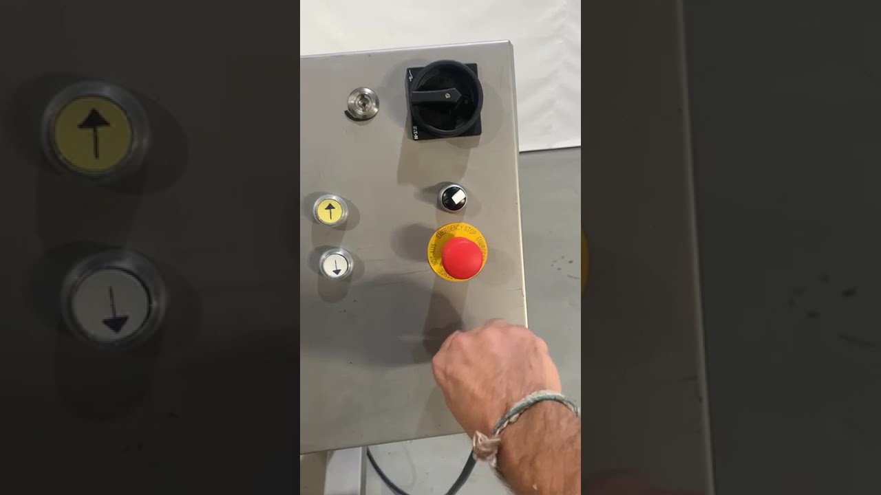 1998 Vakona Mixer, 300FM2