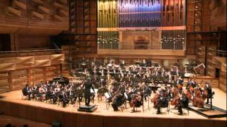 Banda Sinfonica Juvenil Simon Bolivar - Bill Whelan/de Meij - The Seville Suite