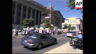 WRAP Anti-globalisation protestors gather as IMF meeting continues