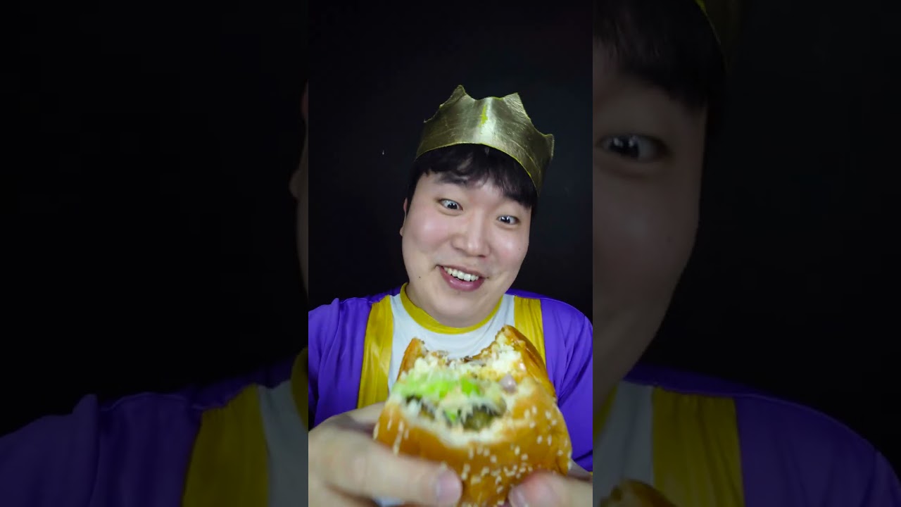 острая еда вызов супер острая шалость гамбургер | TikTok Смешно Mukbang | HUBA 