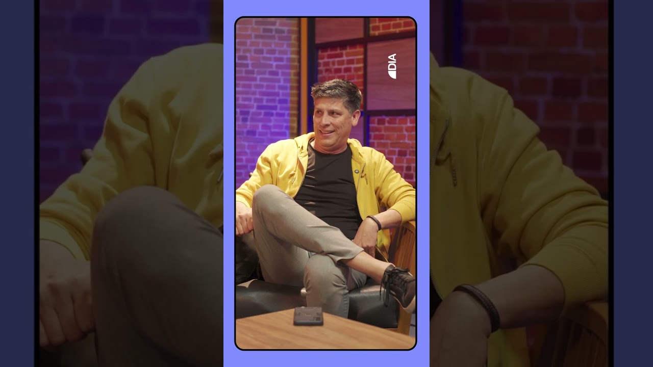 Enrique Pavón ¿Cómo nació el personaje del abuelo? CAJA DE PREGUNTAS