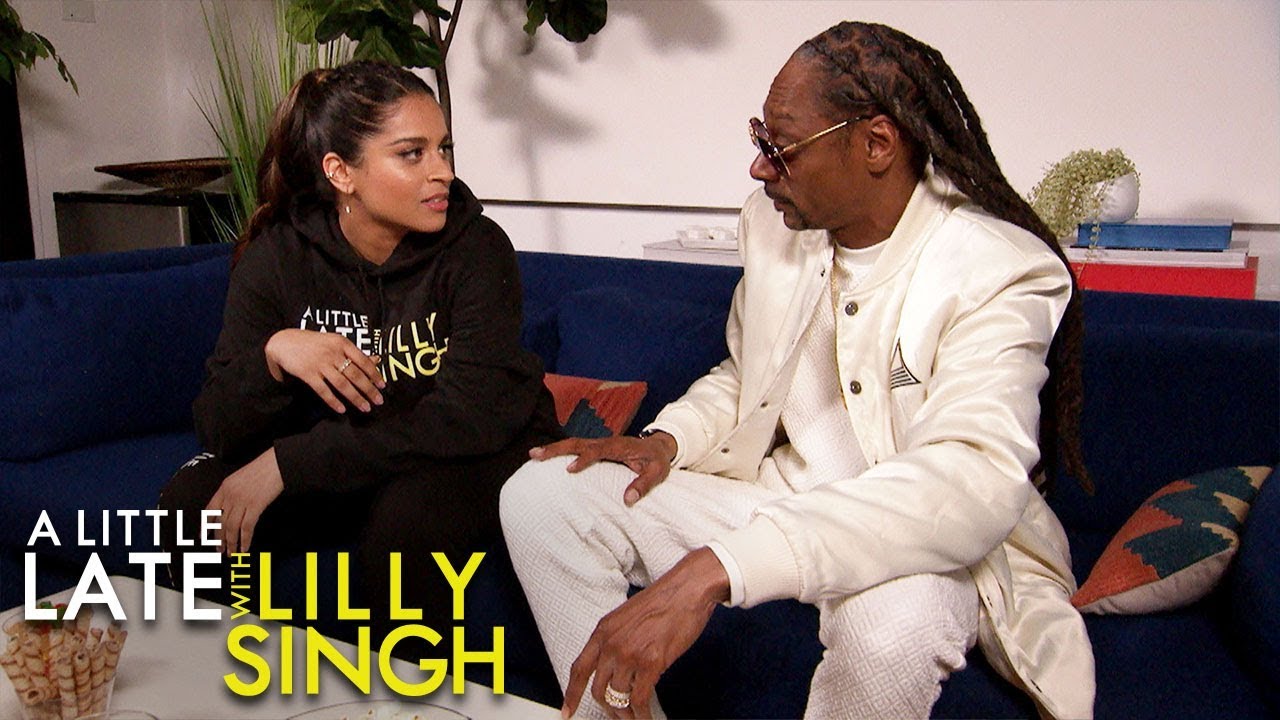 Snoop Dogg Gets Lilly’s Staff High