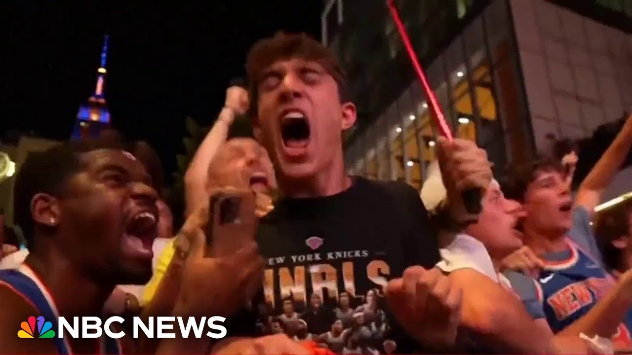 New York Knicks clinch first NBA title in 53-years New York Knicks clinch first NBA title in 53-years