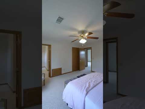 2604 E 58th Street, Davenport, IA home video tour