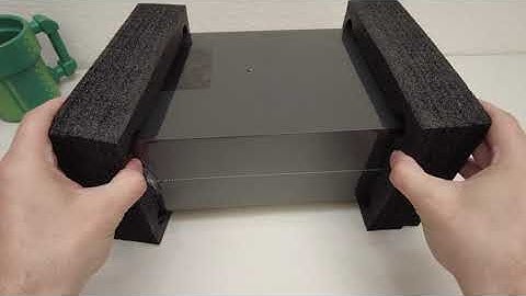 Unboxing NT Mini Noir by Analogue - FPGA NES Console - 1080p HDMI - Testing Cart Slot looseness