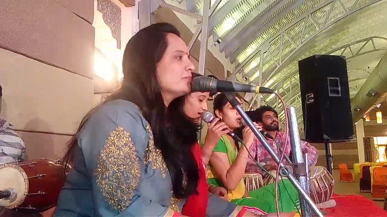 Lagan geet for hastmedap . Kajal kaushal chhaya n vrund . Adipur kutch