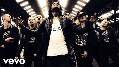 Tommy Lee Sparta - Numb - Official Music Video