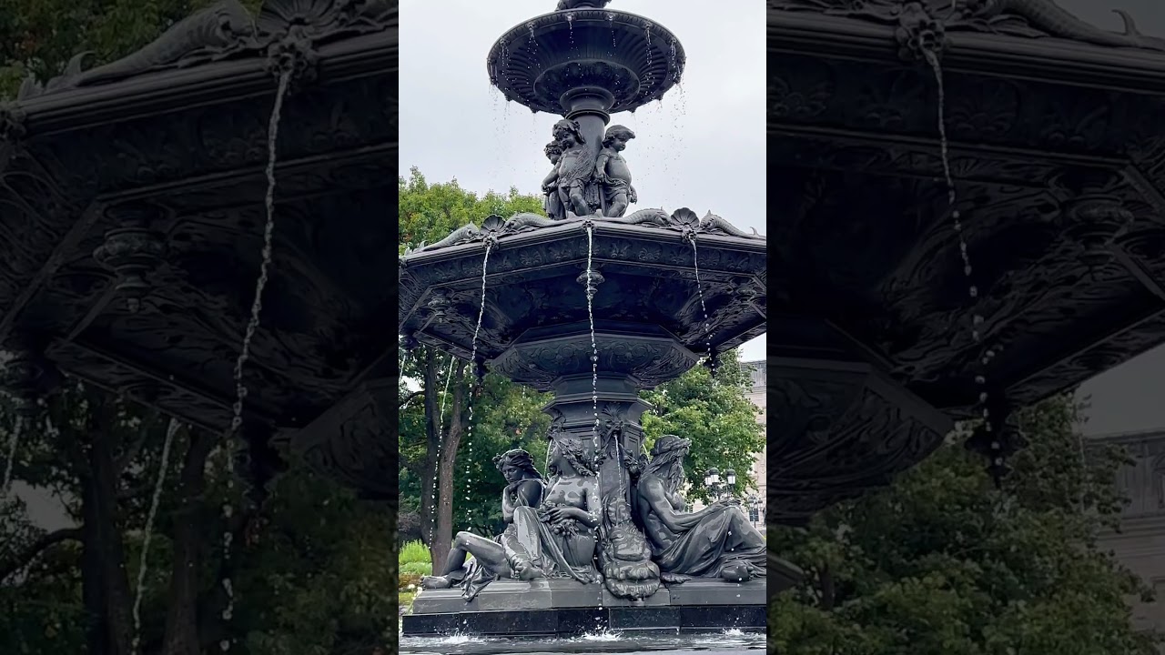 A Random Fountain in Old Quebec 