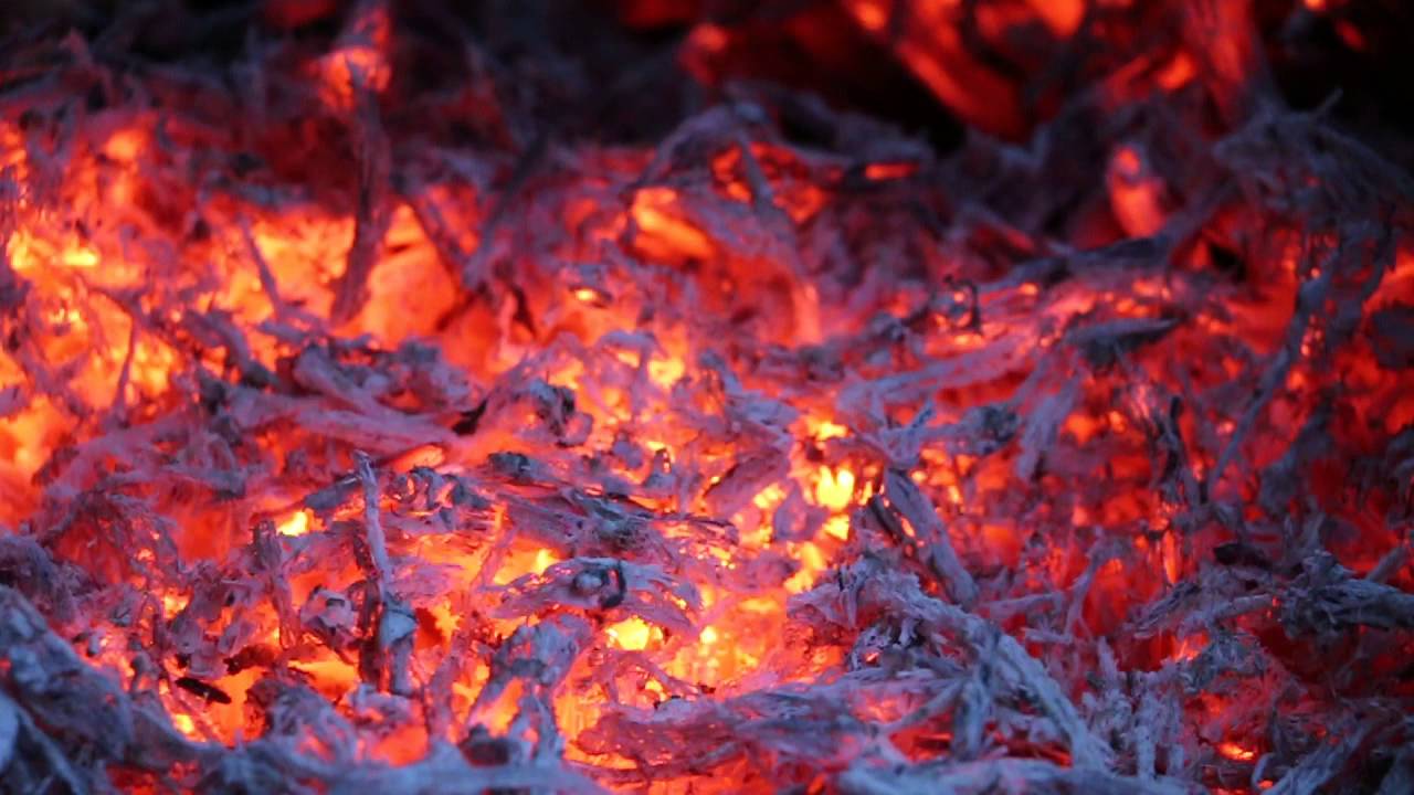 тление. тление. тление. тлеющий уголь. текстура угля.