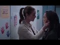 Jules And Mika First Lesbian Kiss Grey S Anatomy 