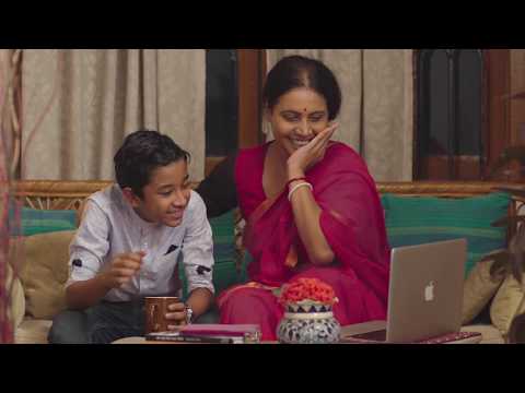 Still from মায়ের নজর (Mother’s Gaze)