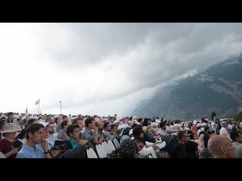 Écône 2026 | Sous l'orage, ils prient le chapelet pour le Saint-Père et toute l'Eglise