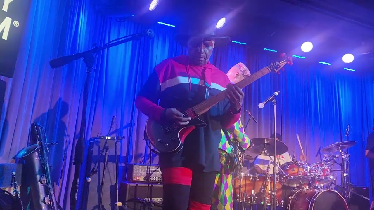 Angelo Moore in the crowd playing with fishbone at the Grammy museum.