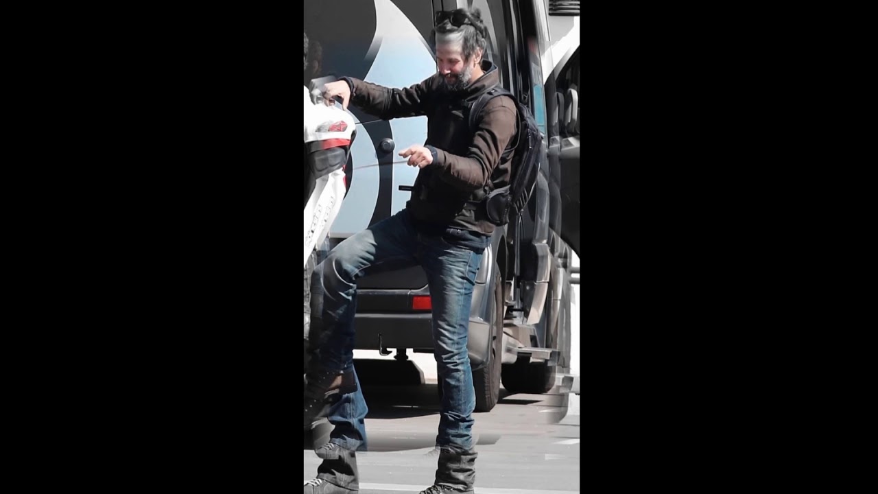 Keanu Reeves JustJared.com