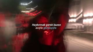 Skapova - Zamanla Ya Da Zorla (Sözleri)