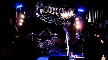 8control - No Way Out (live at La Dynamo) - 05/08/2011